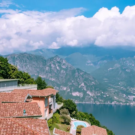 Tonarino Iseo *